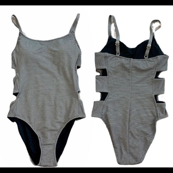 Shade & Shore Black gold metallic glitter striped cutout one piece swimsuit S - Picture 1 of 7